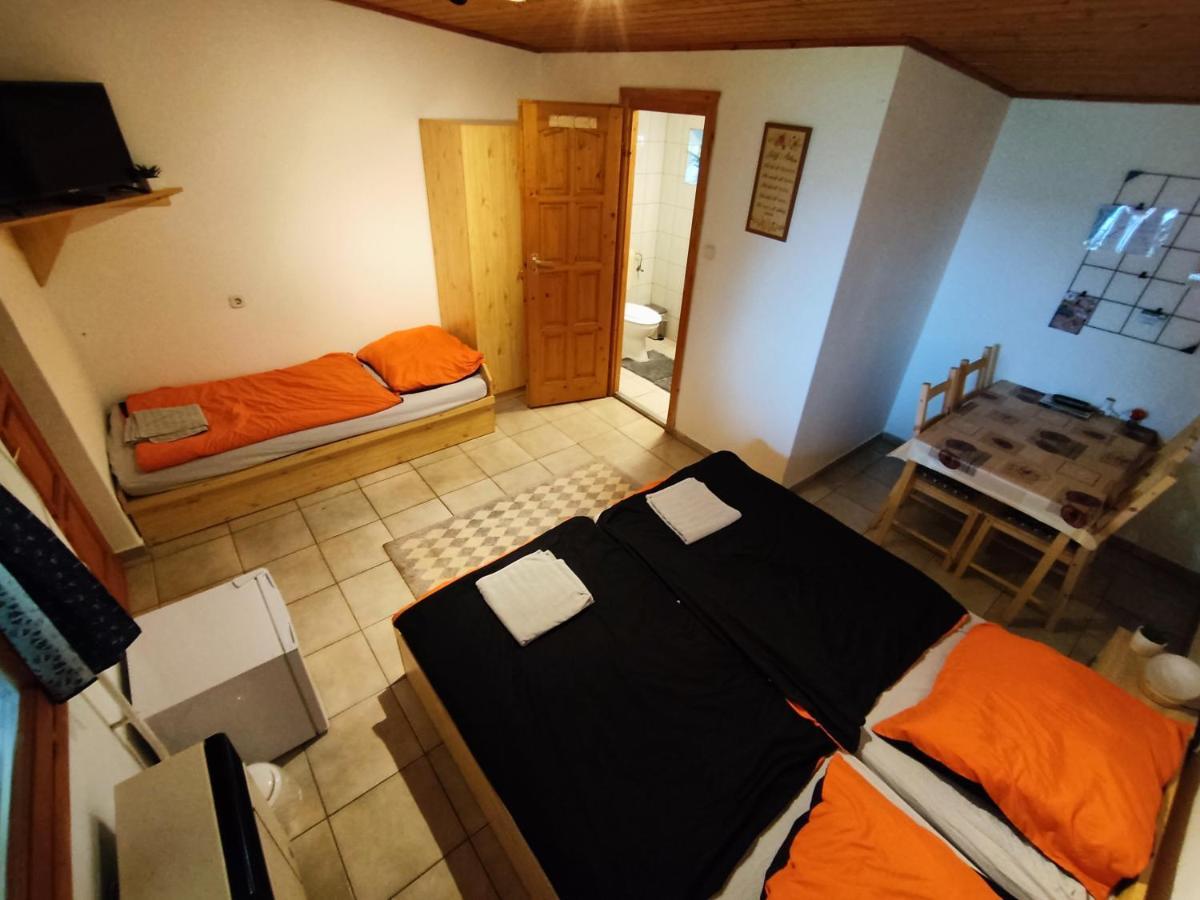 Suello Feszek Apartman Apartment Tiszafüred Екстериор снимка